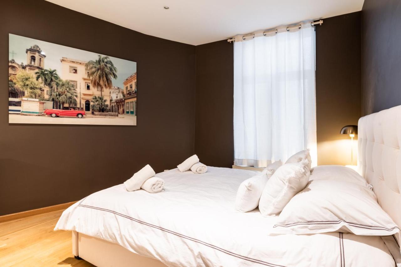 Brussels Centre Bnb Sablon I, II Et V Bagian luar foto