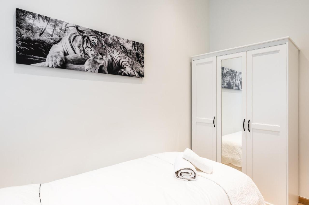 Brussels Centre Bnb Sablon I, II Et V Bagian luar foto
