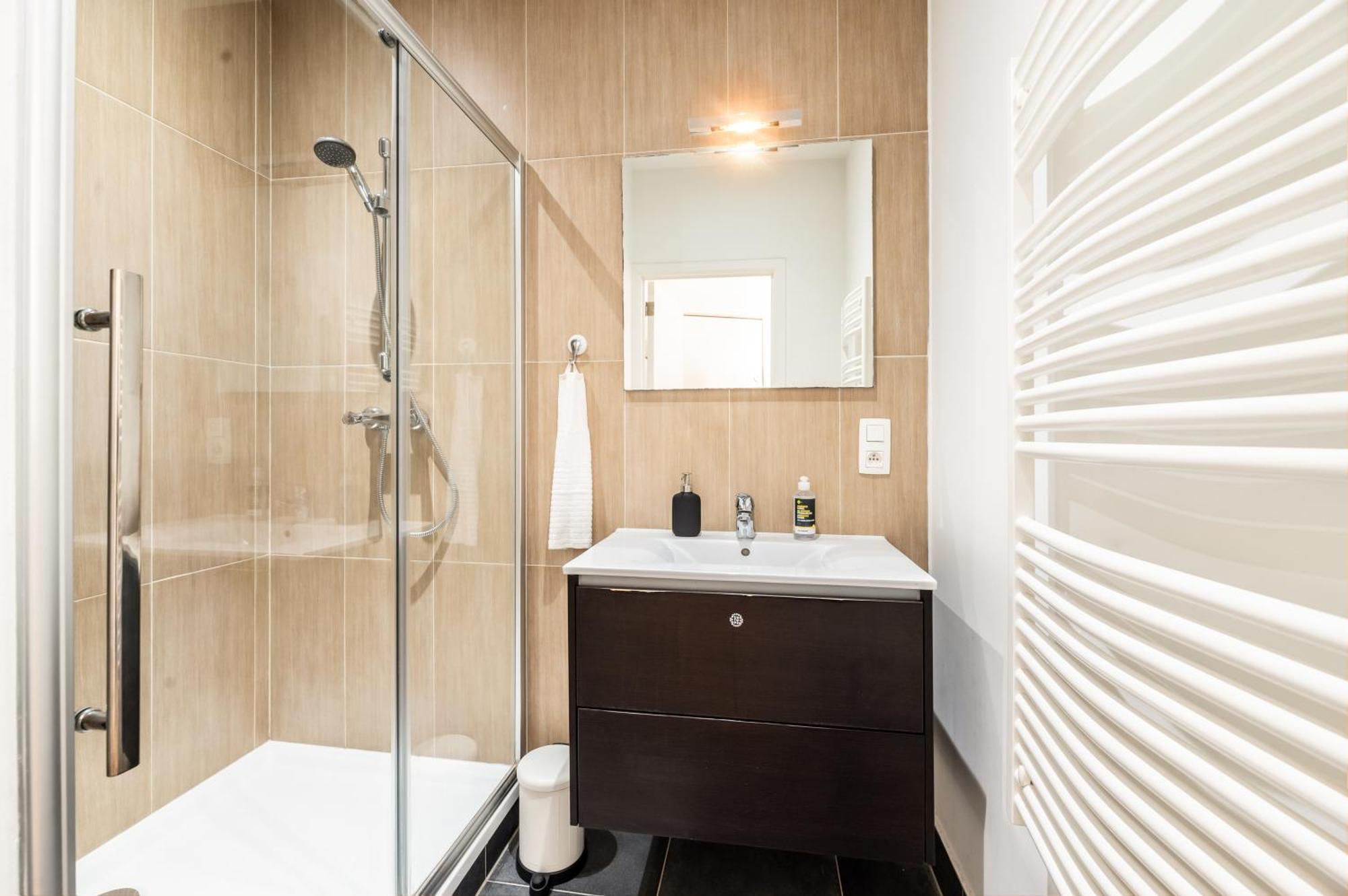 Brussels Centre Bnb Sablon I, II Et V Bagian luar foto